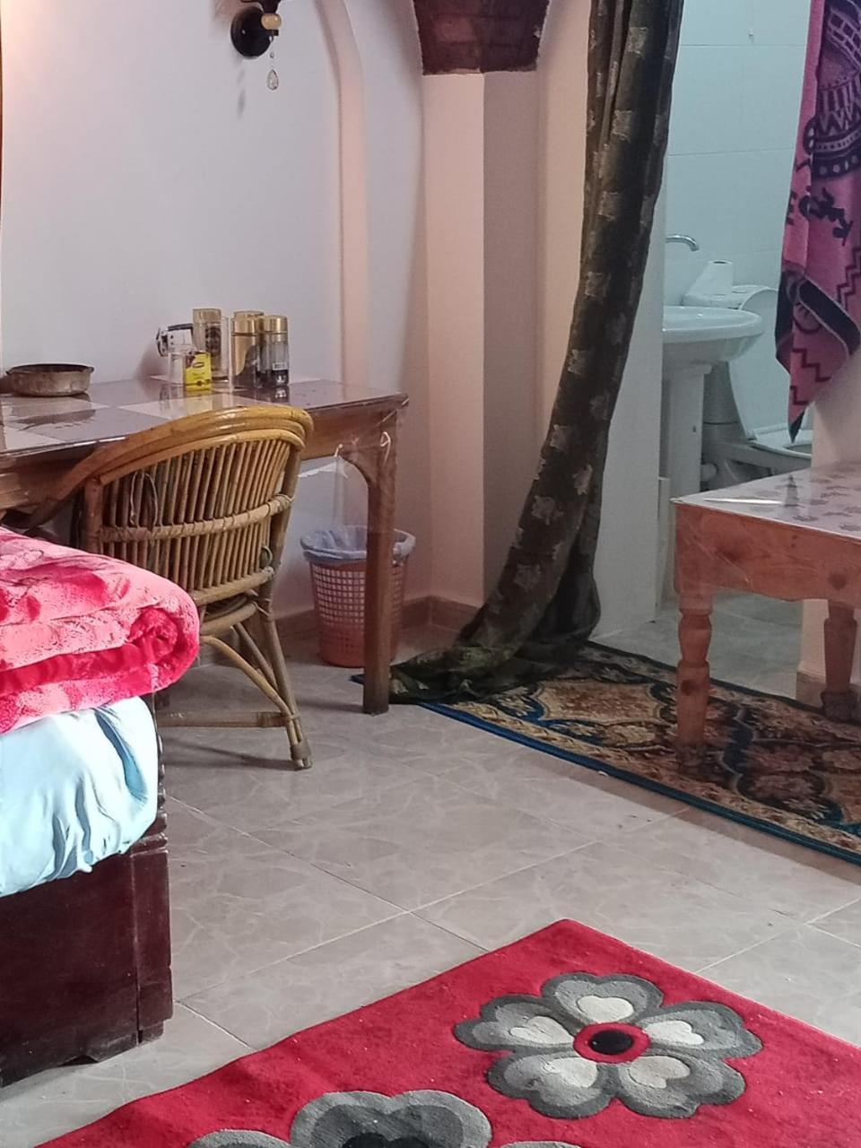 El Prince Guesthouse Aswan Bilik gambar